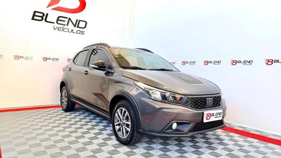 FIAT ARGO 1.3 FIREFLY FLEX TREKKING MANUAL FIAT ARGO 1.3 FIREFLY FLEX TREKKING MANUAL